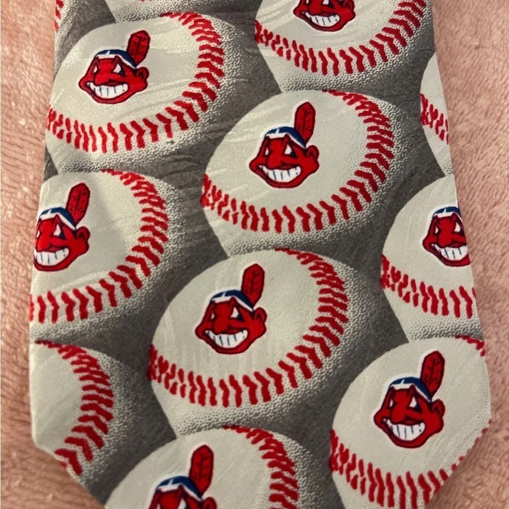 Sports-Themed Tie with Red and Gray Accents